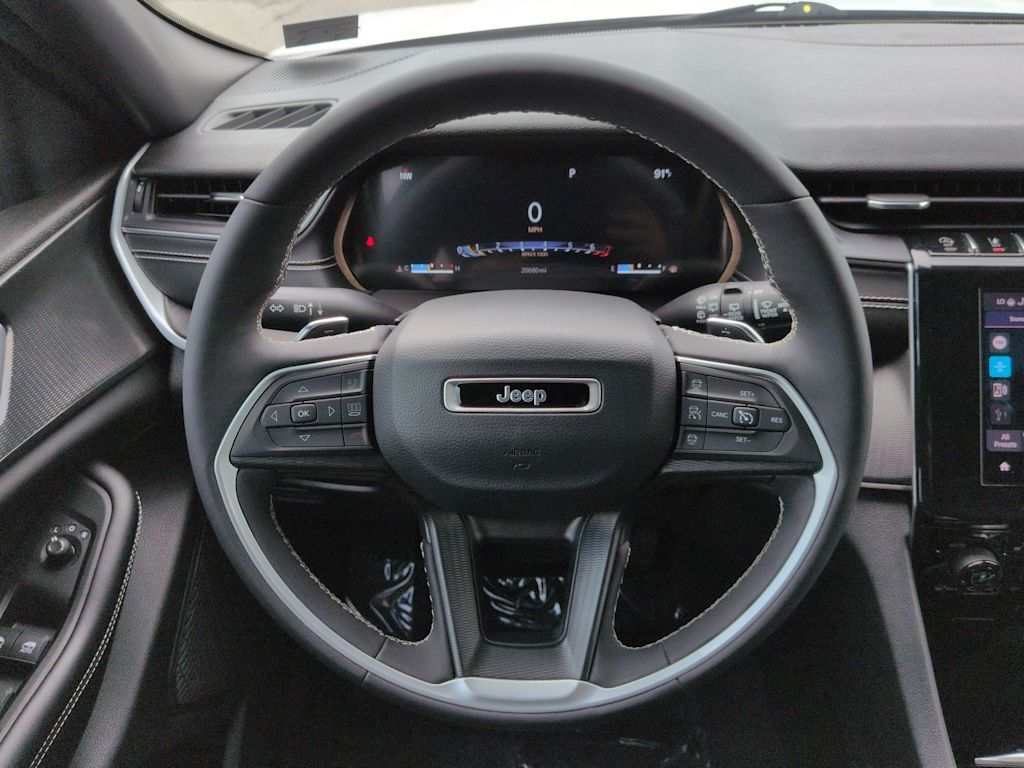 Thumbnail: 2023 Jeep Grand Cherokee - 13