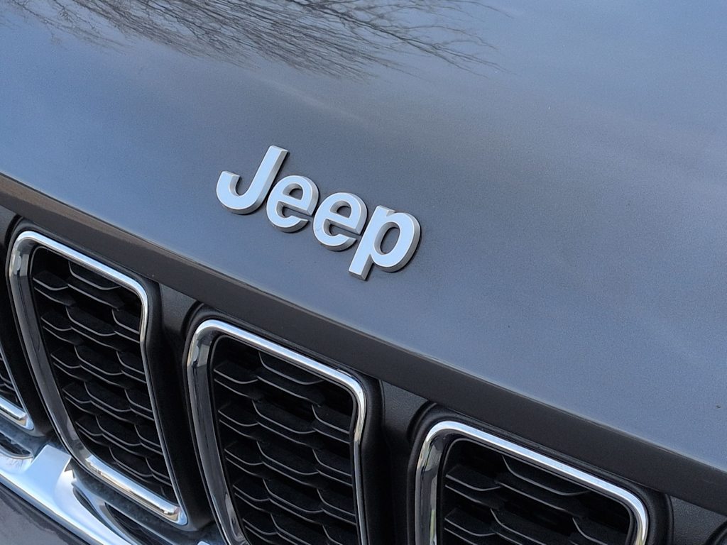 Thumbnail: 2025 Jeep Grand Cherokee - 7