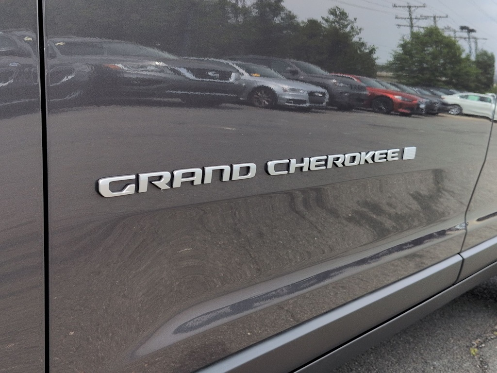 Thumbnail: 2025 Jeep Grand Cherokee L - 25