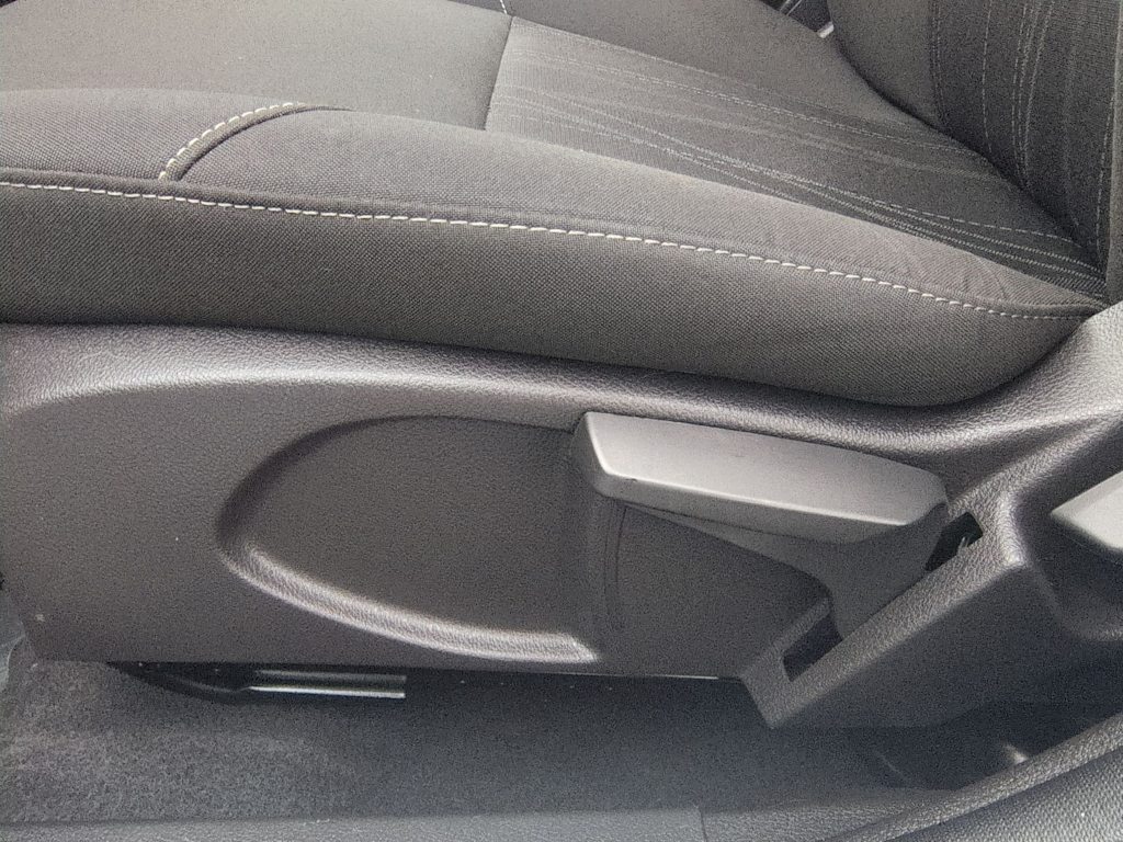 Thumbnail: 2015 Ford Focus - 27