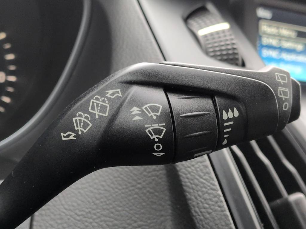 Thumbnail: 2015 Ford Focus - 16