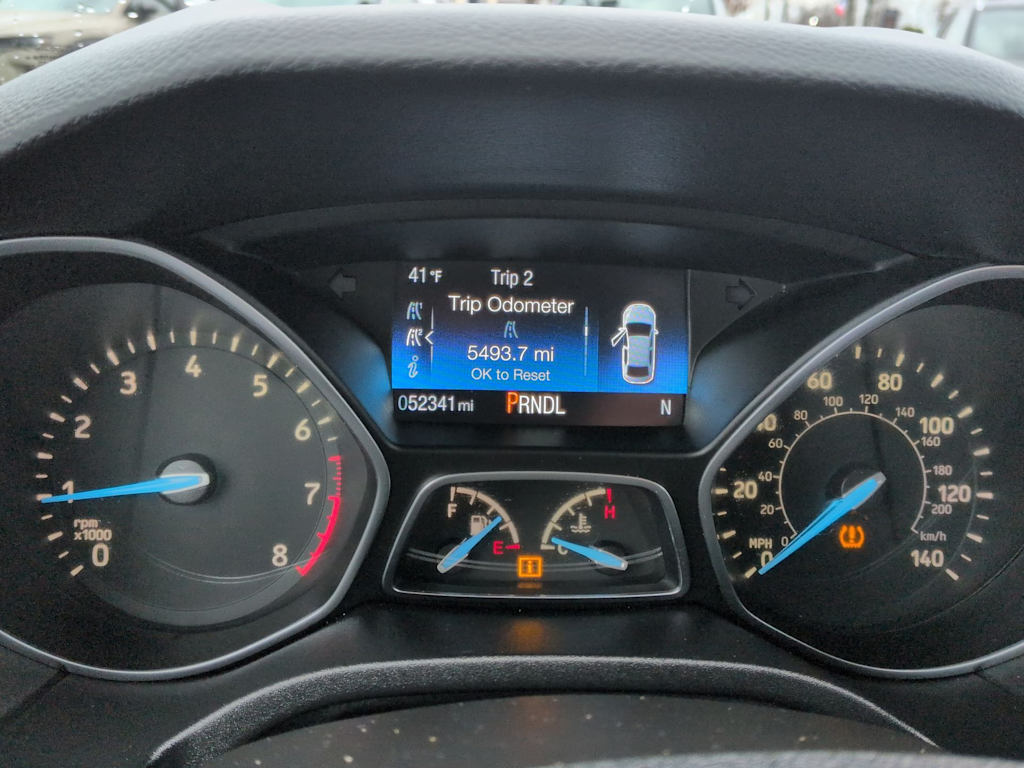 Thumbnail: 2015 Ford Focus - 17