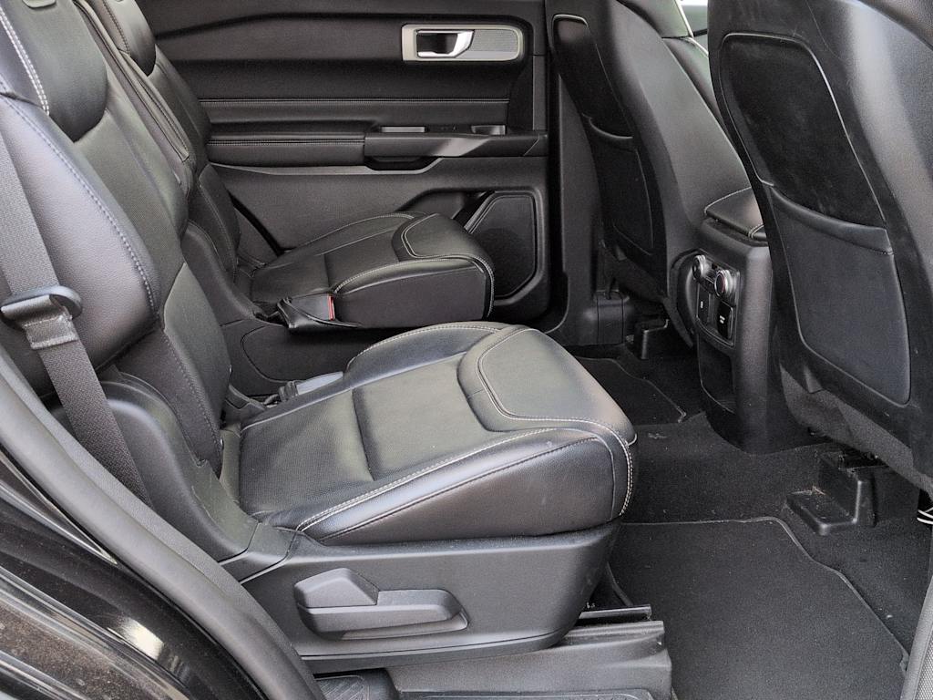 Thumbnail: 2020 Ford Explorer - 30