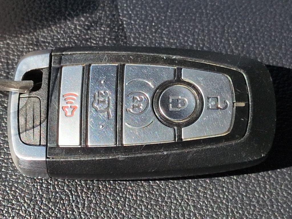 Thumbnail: 2019 Ford Explorer - 18