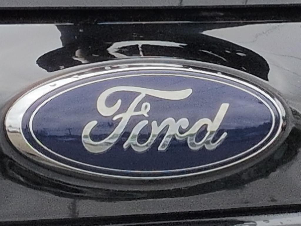 Thumbnail: 2016 Ford Explorer - 7