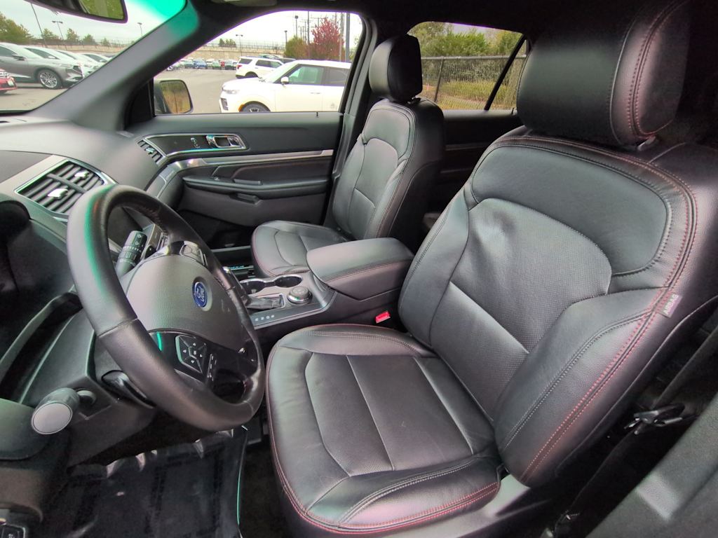 Thumbnail: 2016 Ford Explorer - 12