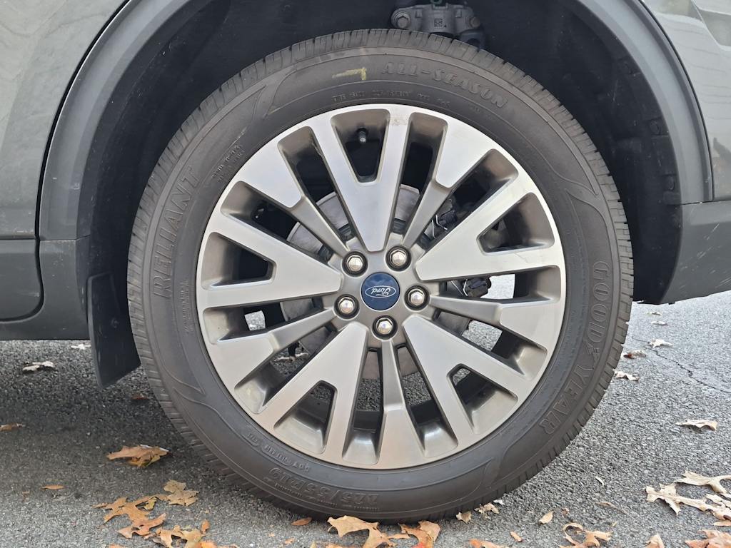 Thumbnail: 2020 Ford Escape - 8