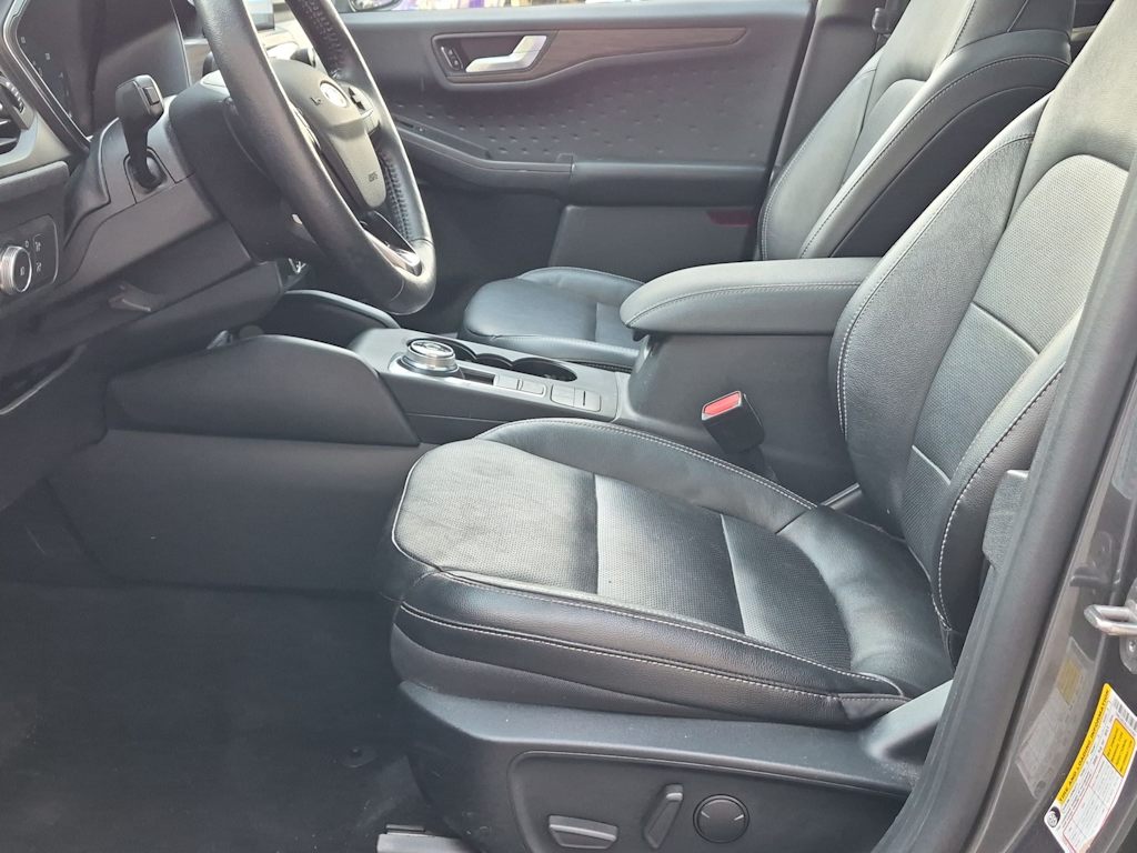 Thumbnail: 2020 Ford Escape - 11