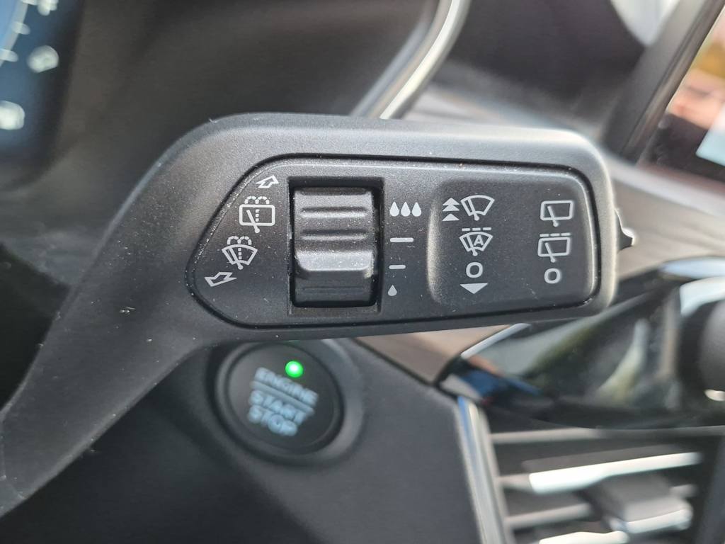 Thumbnail: 2020 Ford Escape - 33