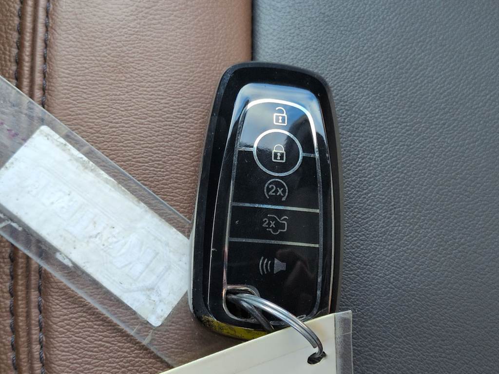 Thumbnail: 2024 Ford Bronco - 19