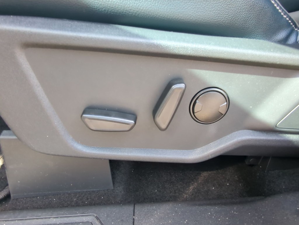 Thumbnail: 2024 Ford Bronco - 23