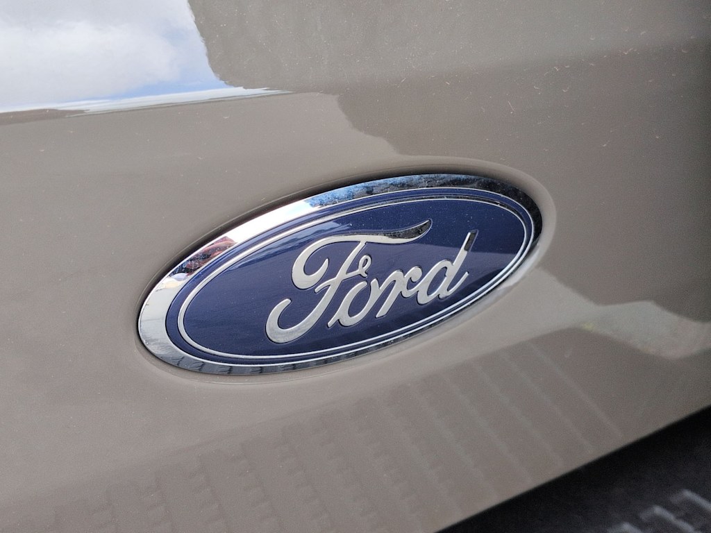 Thumbnail: 2025 Ford Bronco - 7
