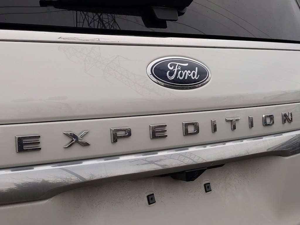 2023 Ford Expedition Platinum 25