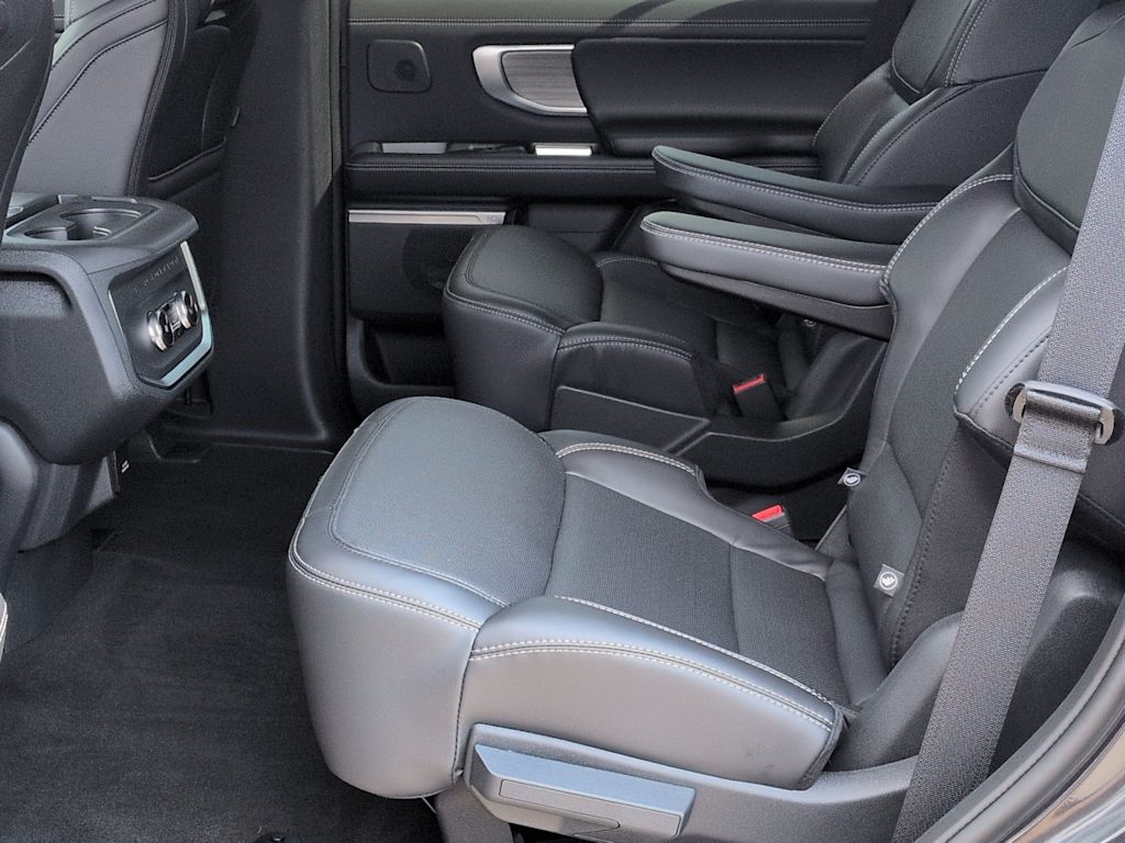 Thumbnail: 2025 Ford Expedition - 13