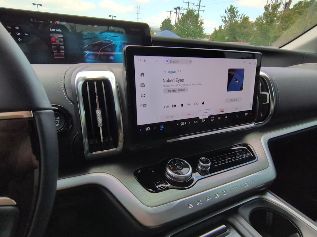 Thumbnail: 2025 Ford Expedition - 15
