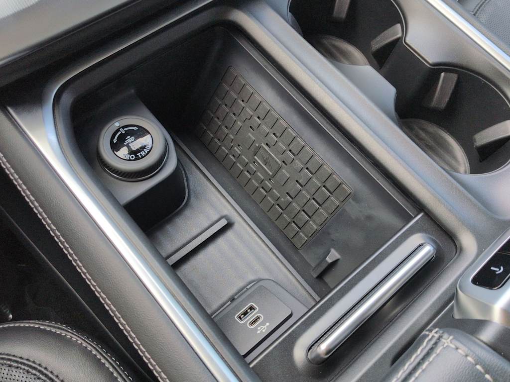Thumbnail: 2025 Ford Expedition - 37