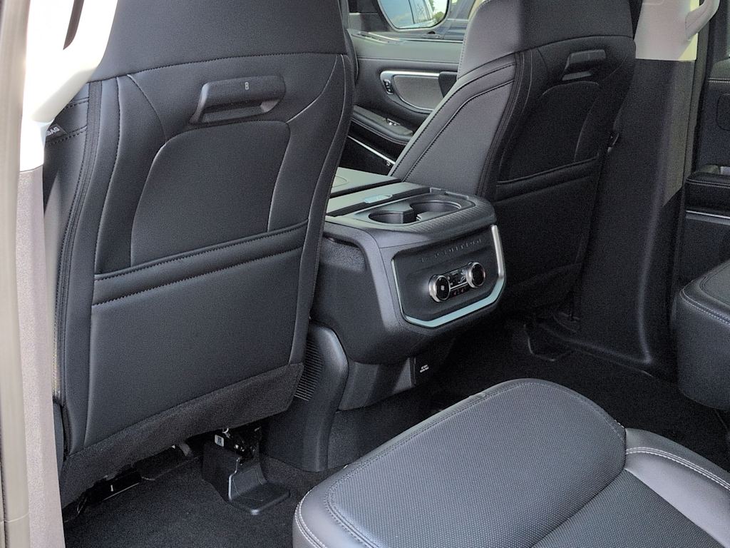 Thumbnail: 2025 Ford Expedition - 26