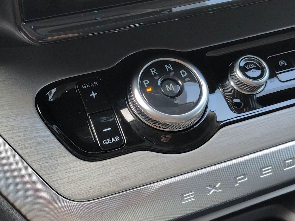 Thumbnail: 2025 Ford Expedition - 38