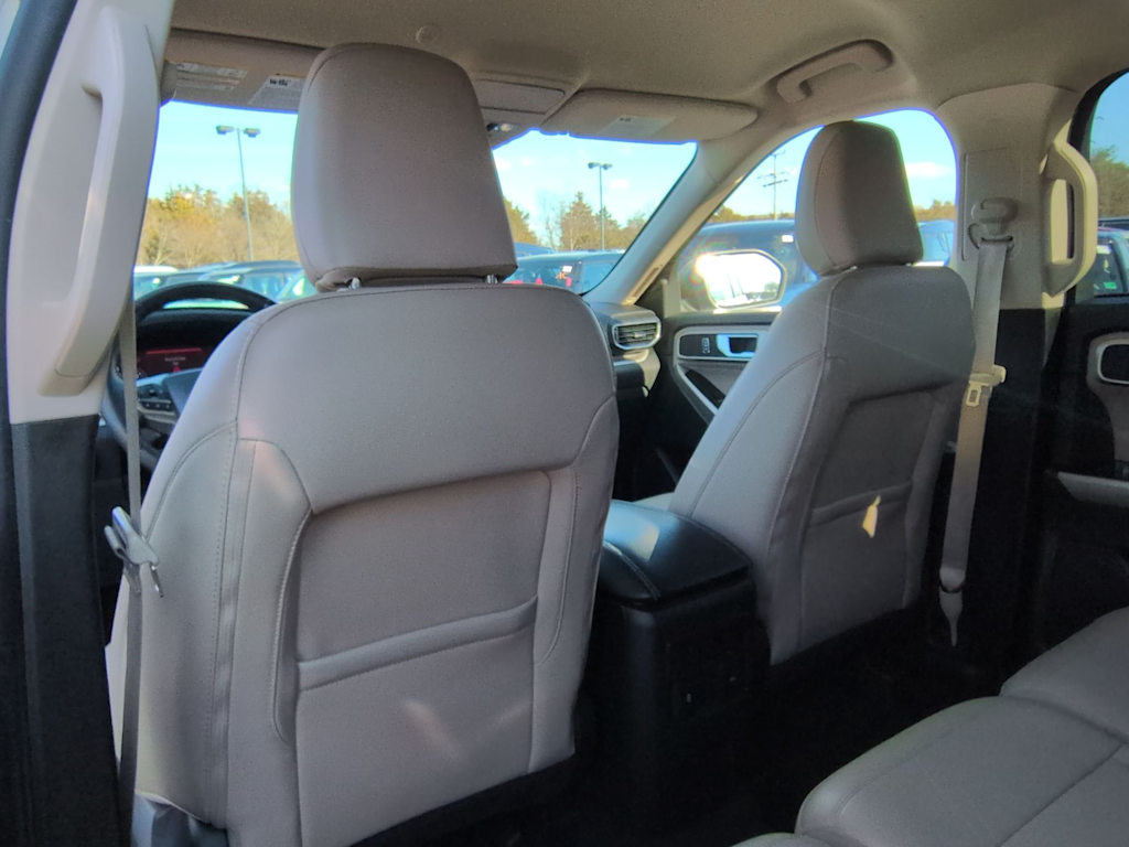 Thumbnail: 2023 Ford Explorer - 13