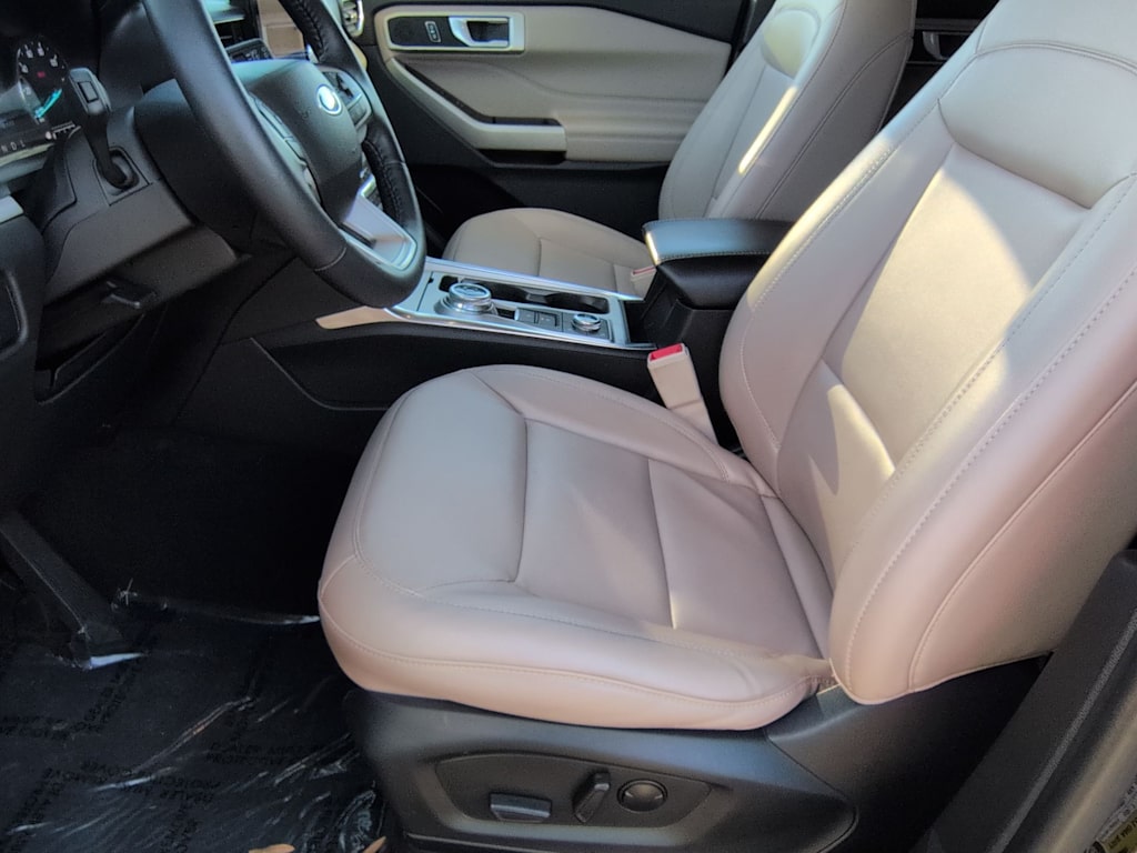 Thumbnail: 2023 Ford Explorer - 11