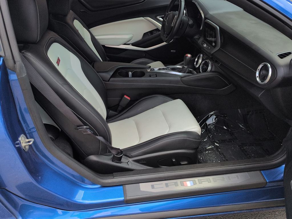 Thumbnail: 2016 Chevrolet Camaro - 12
