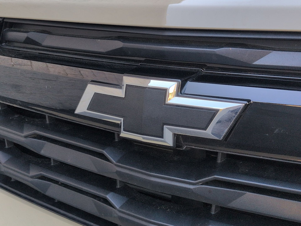 Thumbnail: 2023 Chevrolet Colorado - 7
