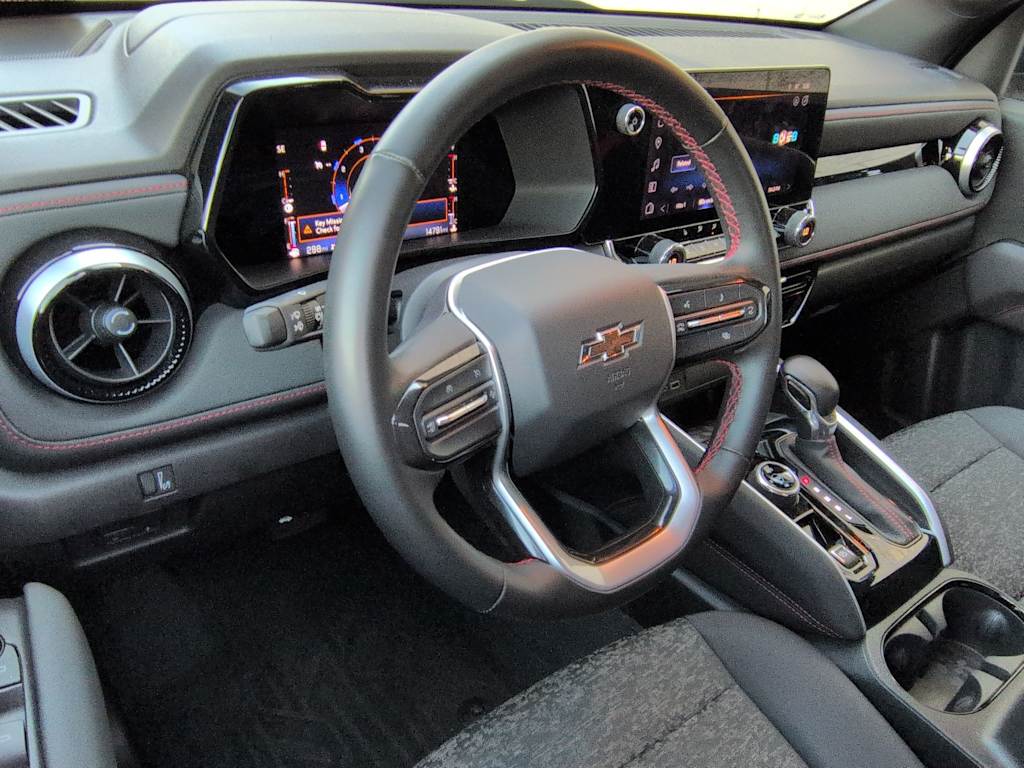 Thumbnail: 2023 Chevrolet Colorado - 2
