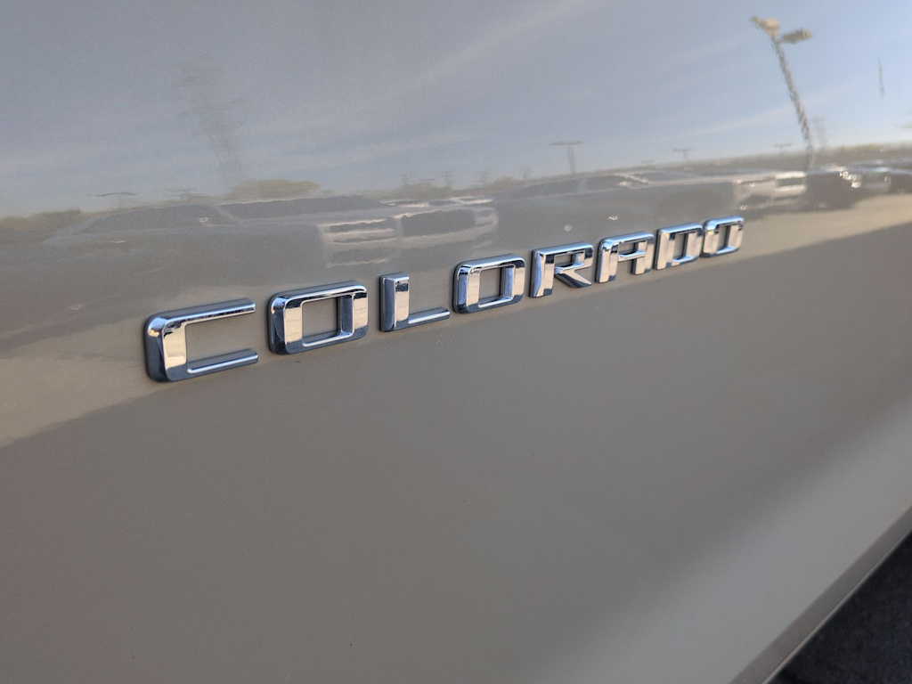 Thumbnail: 2023 Chevrolet Colorado - 25