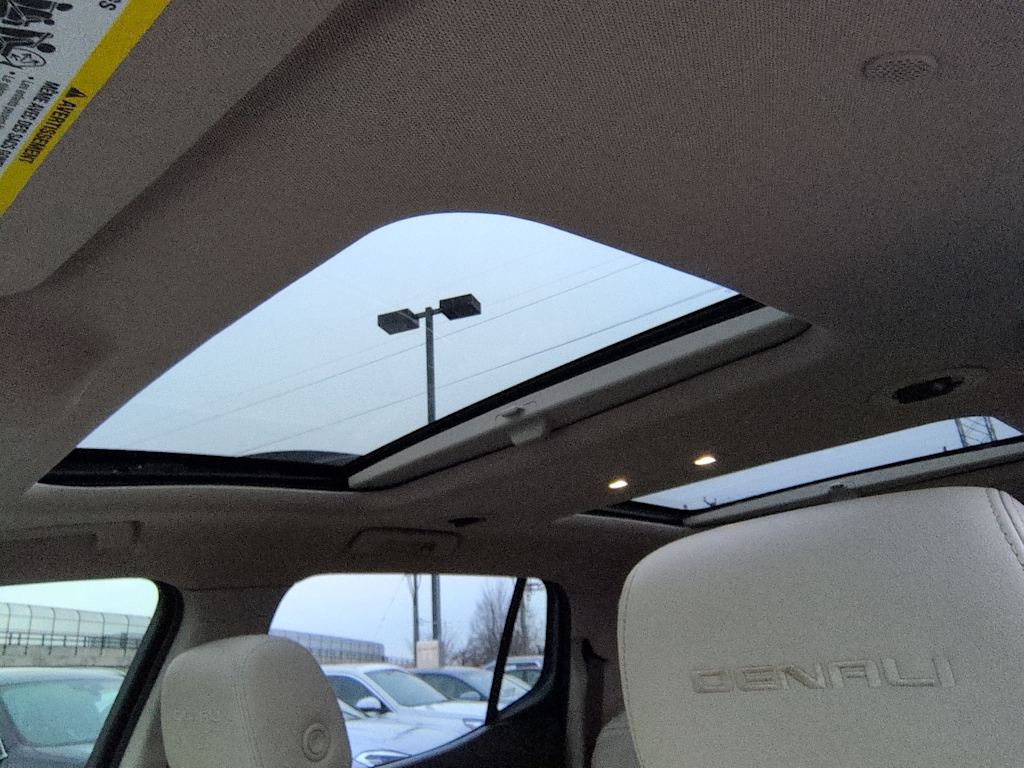 Thumbnail: 2017 GMC Acadia - 29