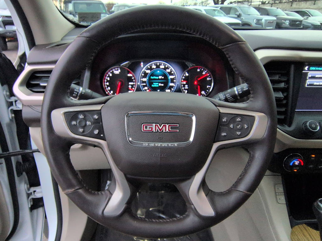 Thumbnail: 2017 GMC Acadia - 14