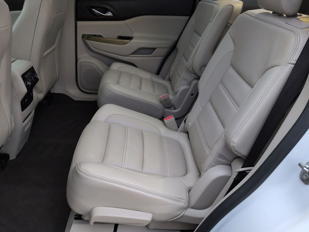 Thumbnail: 2017 GMC Acadia - 13