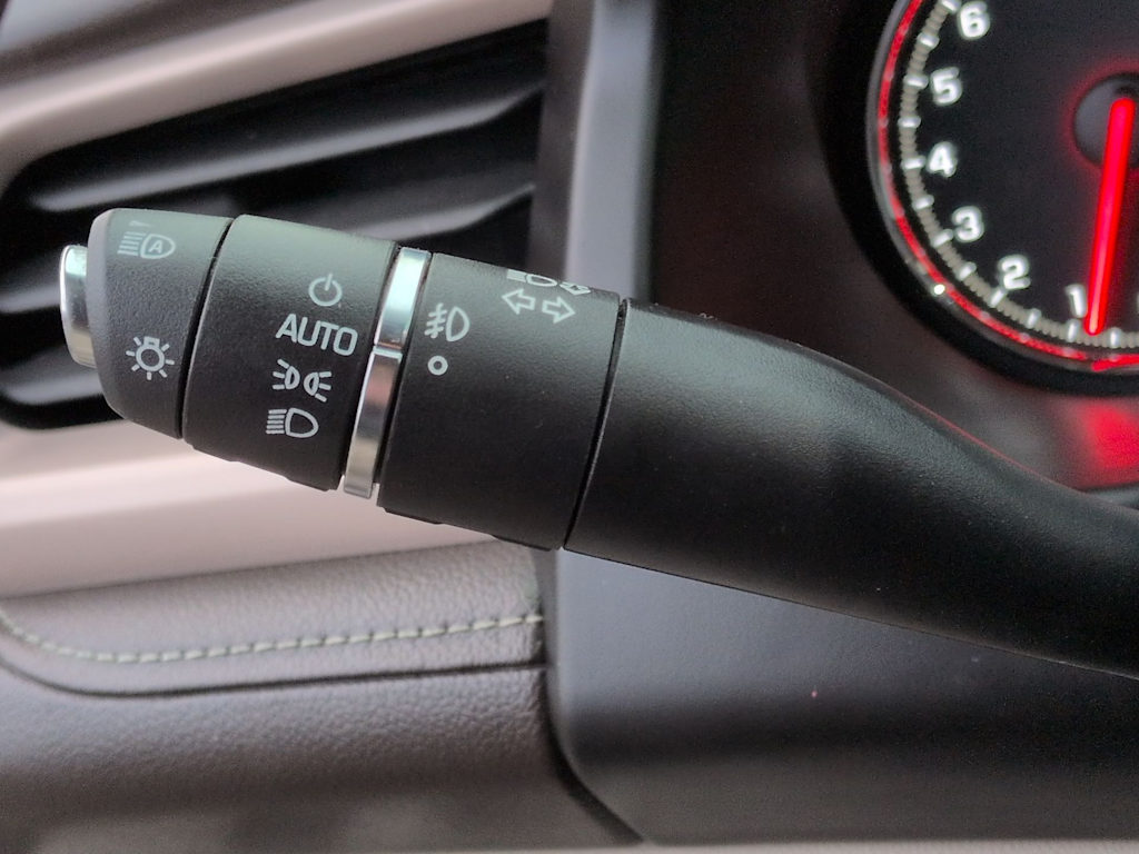 Thumbnail: 2017 GMC Acadia - 35