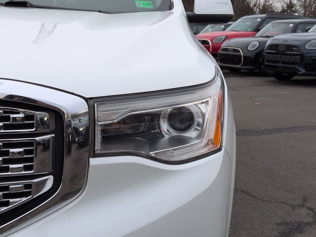 Thumbnail: 2017 GMC Acadia - 25