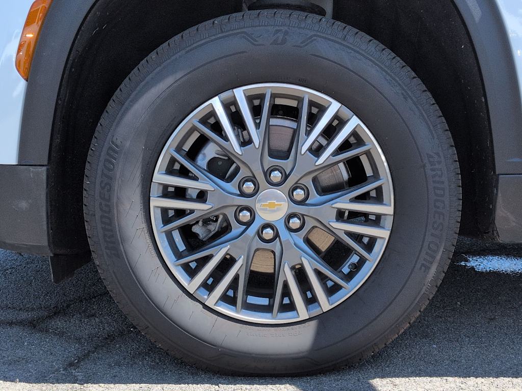 Thumbnail: 2025 Chevrolet Traverse - 6