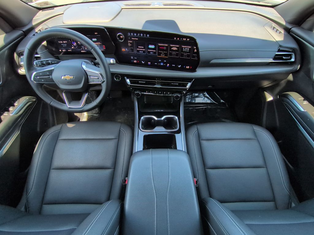 Thumbnail: 2025 Chevrolet Traverse - 8