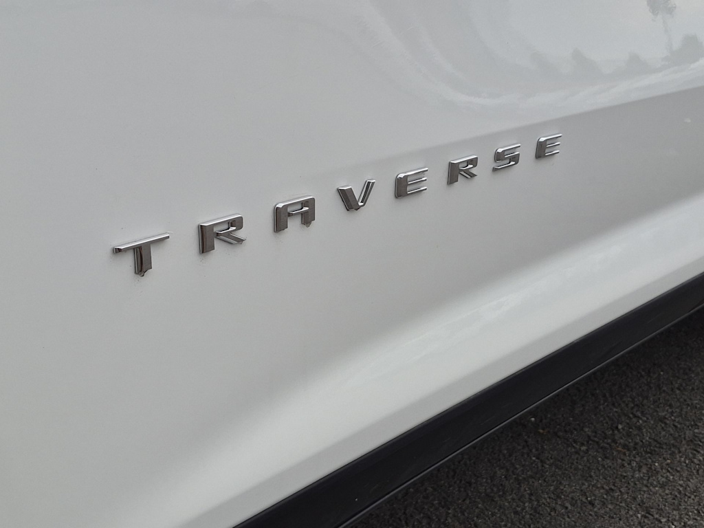 Thumbnail: 2025 Chevrolet Traverse - 25