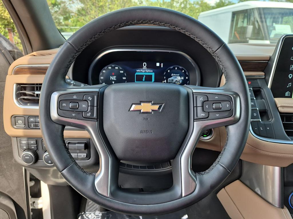 Thumbnail: 2023 Chevrolet Suburban - 14