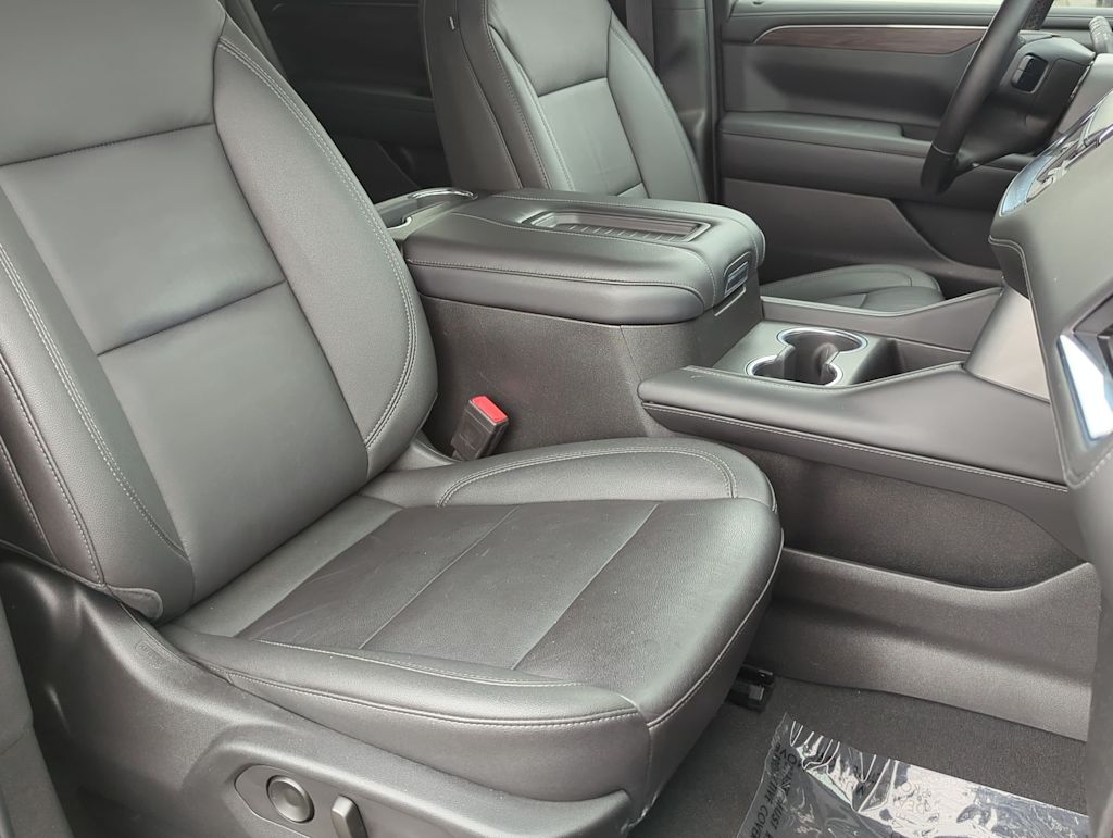 2022 Chevrolet Tahoe LT 19