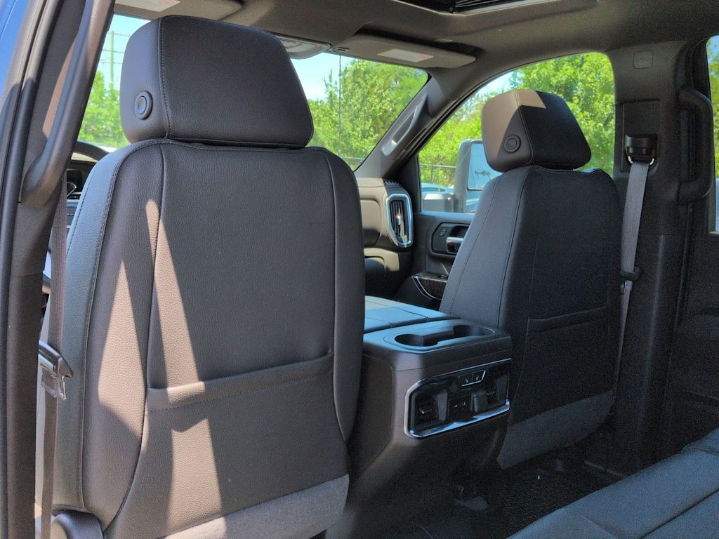 Thumbnail: 2023 GMC Sierra 2500 - 11