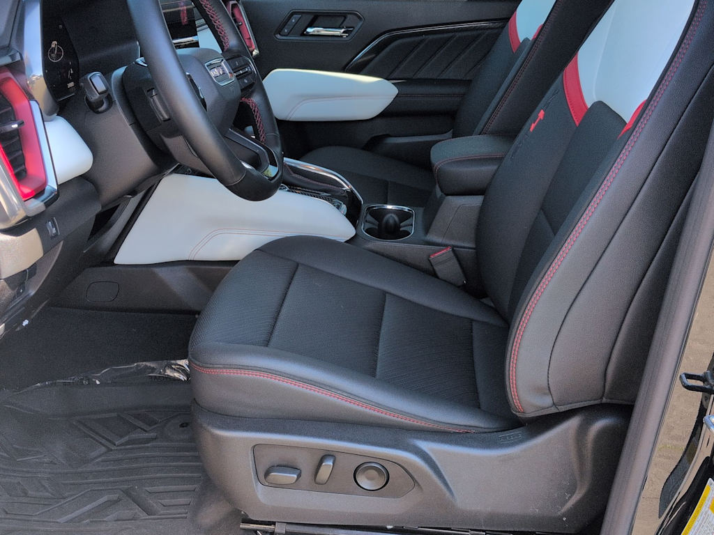 Thumbnail: 2024 GMC Canyon - 9