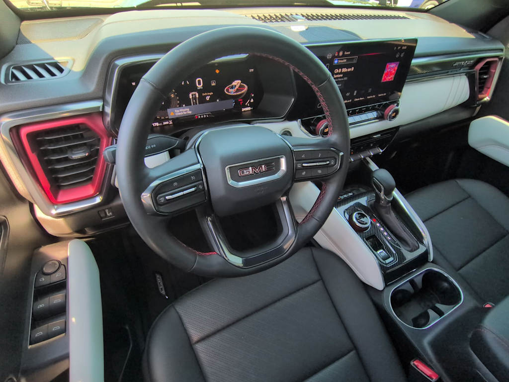 Thumbnail: 2024 GMC Canyon - 2