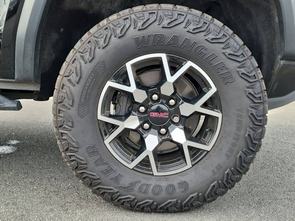 Thumbnail: 2024 GMC Canyon - 8