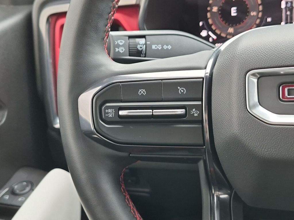 Thumbnail: 2024 GMC Canyon - 32