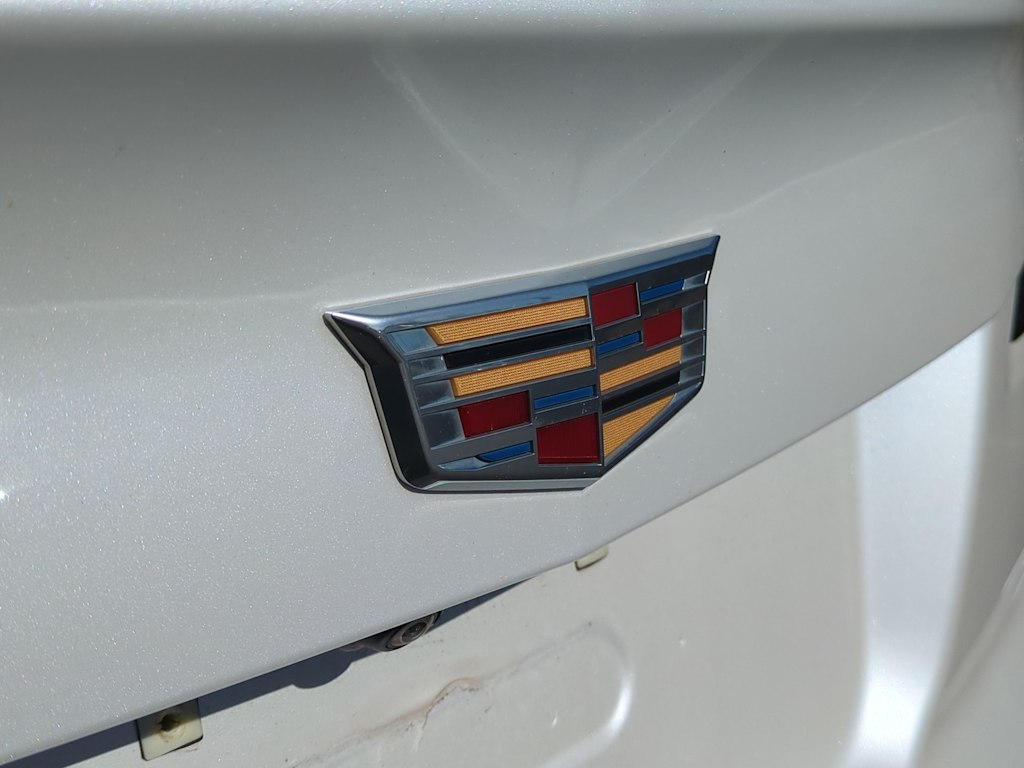 2023 Cadillac XT4 Luxury 3