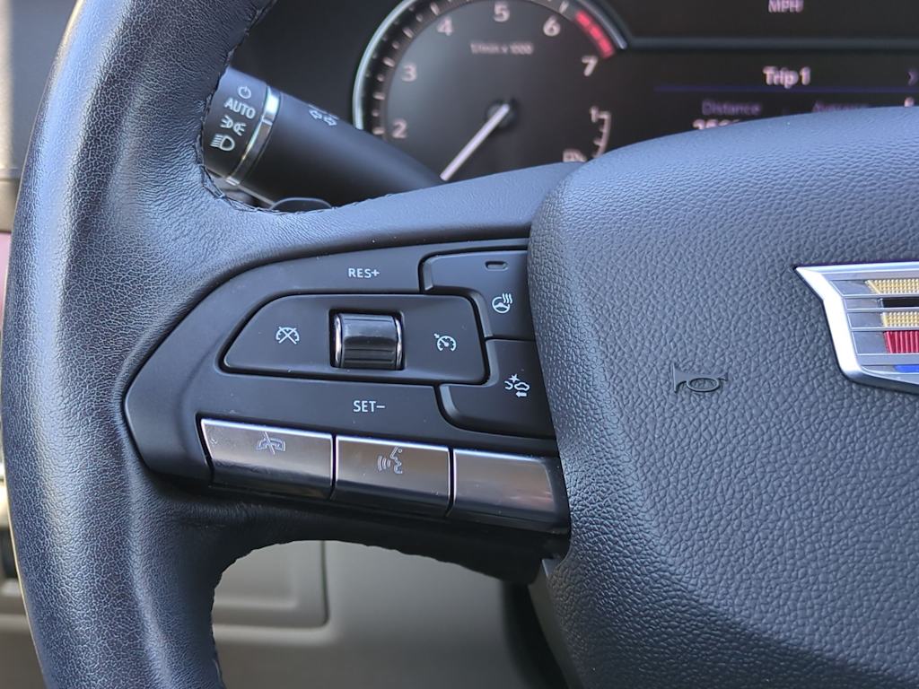 2023 Cadillac XT4 Luxury 24
