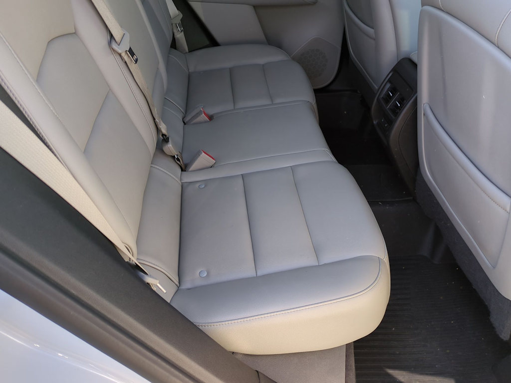 2023 Cadillac XT4 Luxury 22