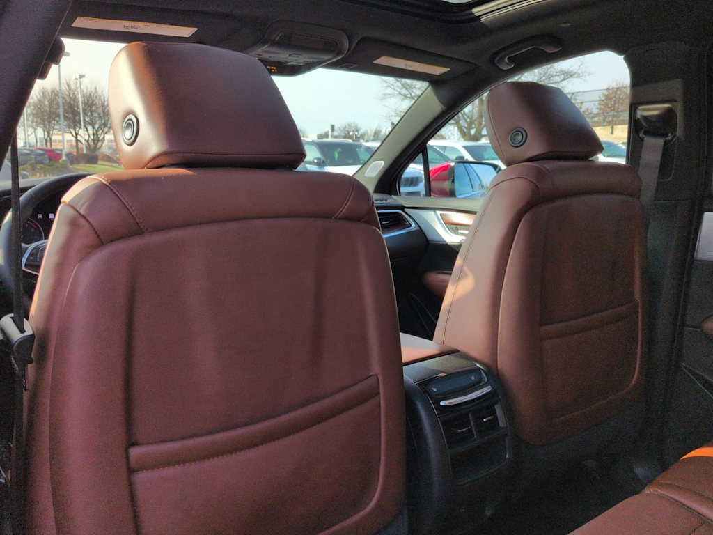 Thumbnail: 2024 Cadillac XT5 - 12