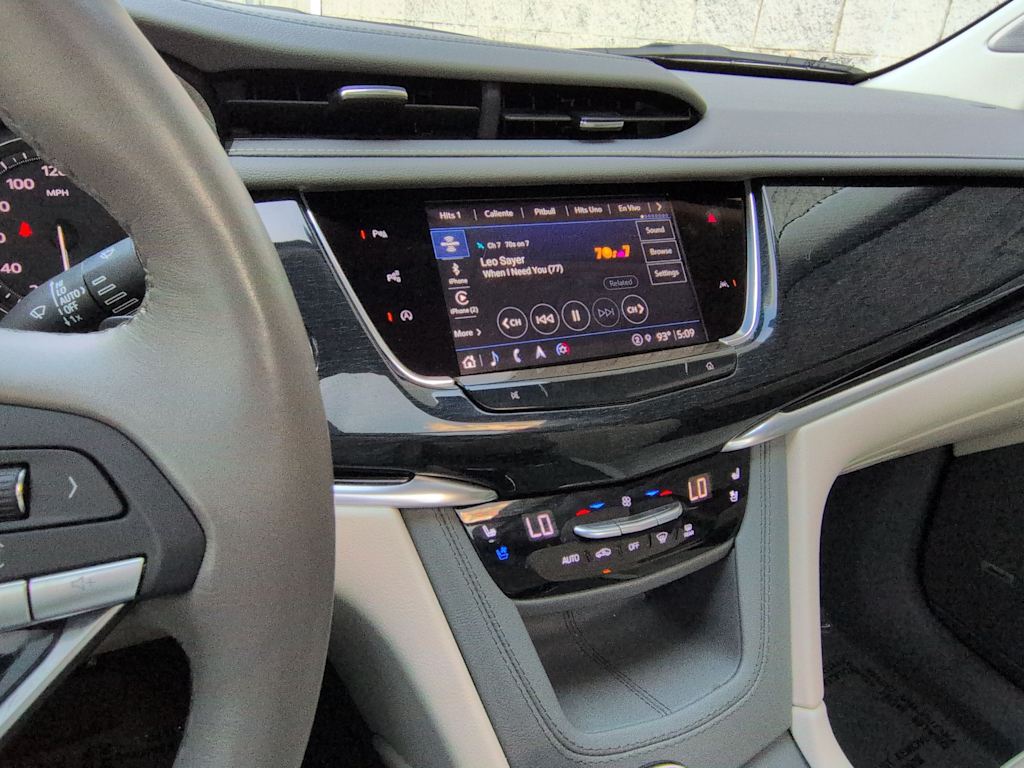 Thumbnail: 2024 Cadillac XT6 - 15