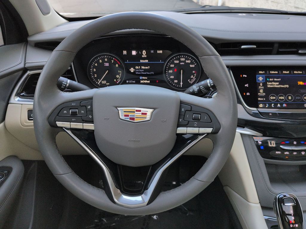 Thumbnail: 2024 Cadillac XT6 - 14