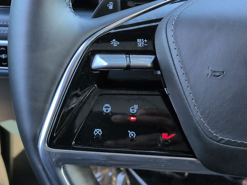 Thumbnail: 2025 Cadillac Escalade IQ - 28